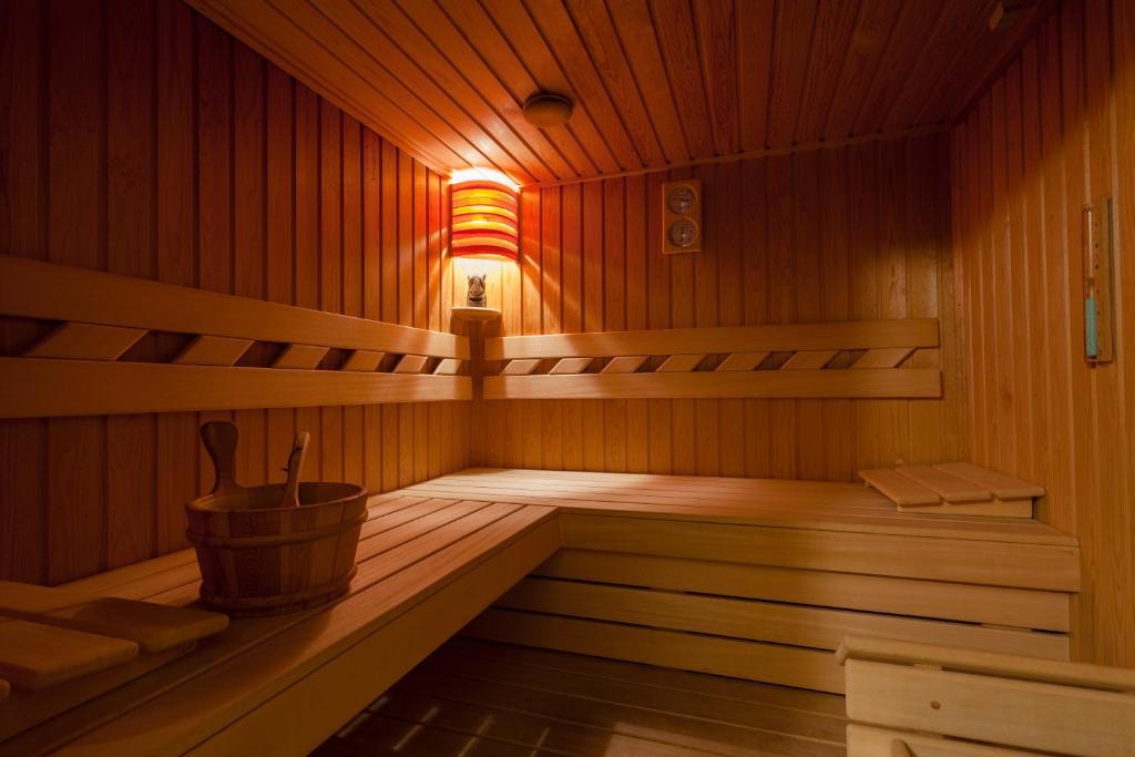 Laetitia Panzio Bed & Breakfast Kaposvar Ngoại thất bức ảnh