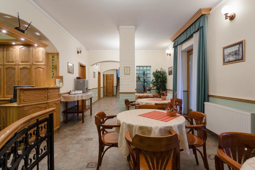 Laetitia Panzio Bed & Breakfast Kaposvar Ngoại thất bức ảnh